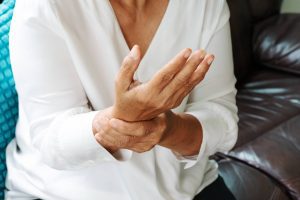 New Jersey Woman with Hand and Wrist Pain